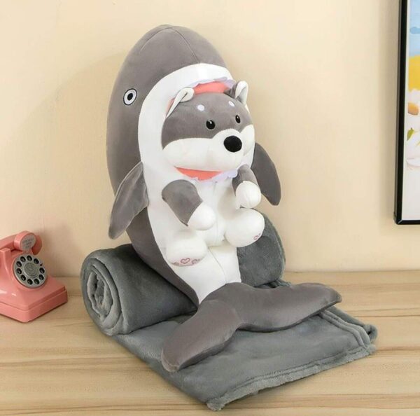 SHARK DOG WITH BLANKET G-0011% 434) HBR (G-0011) (1_OPAKOWANIE) (20_KARTON)