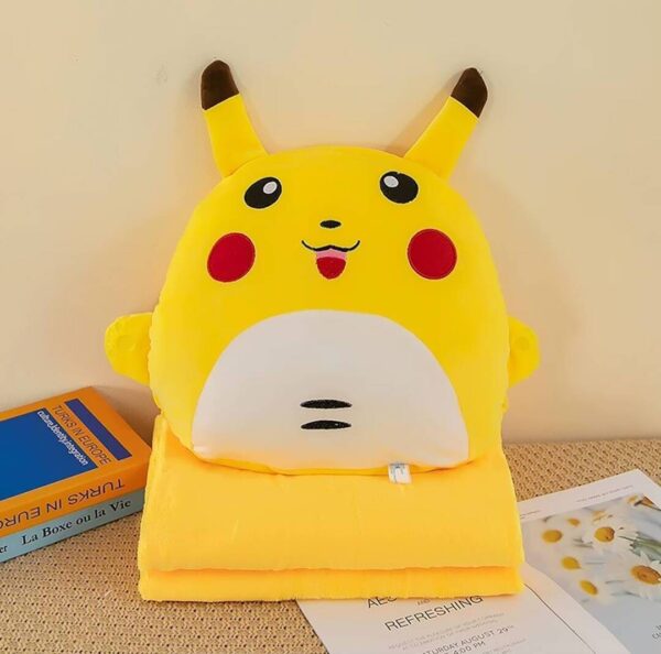 PIKACHU WITH BLANKETS G-0017R E #=% (G-0017) (1_OPAKOWANIE) (30_KARTON)