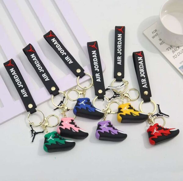 SHOSE KEYCHAINS YSK-015 ##-488TH0 (YSK-015) (50_OPAKOWANIE) (600_KARTON)